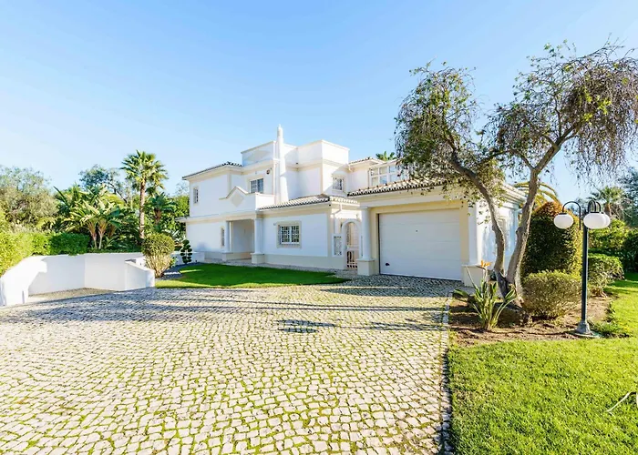 Alcore Luxury Golf At Alto Golf Alvor